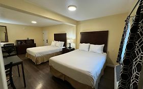 Relax Inn Of Medford